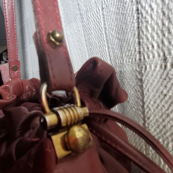 VINTAGE Etienne Aigner Bucket Handbag - Picture 5 of 10